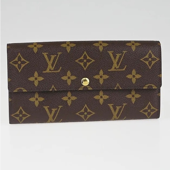Louis Vuitton Handbags - Louis Vuitton Sarah Brown Monogram Wallet w/Authenticity Certificate